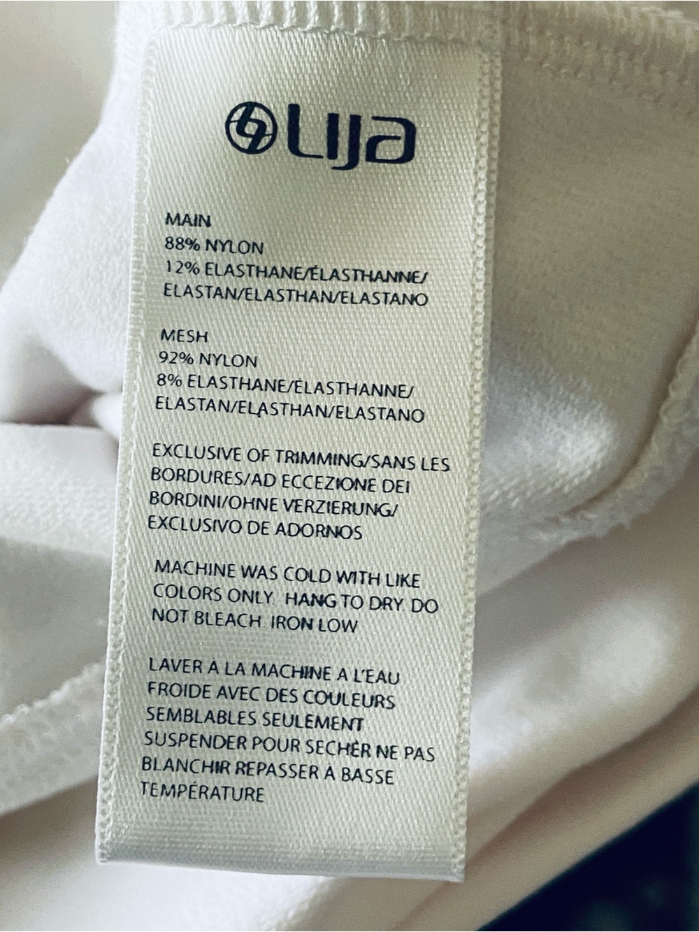 LIJA off white full zip athletic performance jacket golf tennis gym Size Medium - Picture 8 of 10
